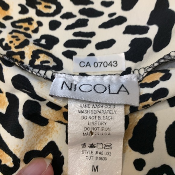 Nicola Animal Print Office Top, Stretch, 4 Season, Wrinkle Free, Easy Care - Picture 8 of 9